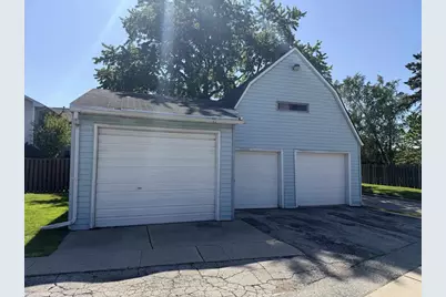 117 Fort Howard Avenue, De Pere, WI 54115 - Photo 3