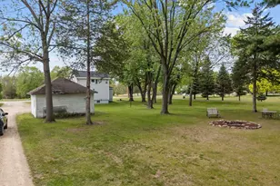 567 Broadway St, Berlin, WI 54923 - Photo 9