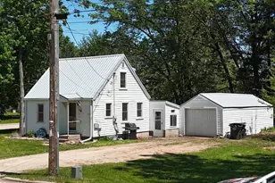 1202 S Andrews St, Shawano, WI 54166 - Photo 3