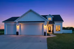 1911 White Dove Ln, Kaukauna, WI 54130 - Photo 37