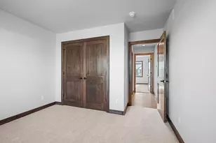 1441 Crossroads Dr, De Pere, WI 54115 - Photo 35