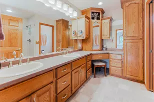 2545 Gaslight Ct, Oshkosh, WI 54904 - Photo 15