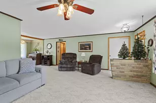618 E Harding Dr, Appleton, WI 54915 - Photo 15
