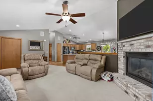 464 Sweetflag Ave, Fond du Lac, WI 54935 - Photo 11