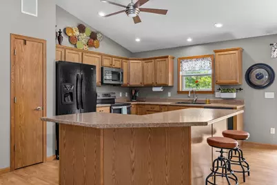 464 Sweetflag Avenue, Fond du Lac, WI 54935 - Photo 17