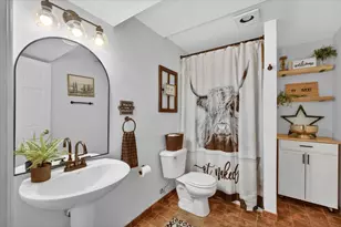 2813 River Forest Hills Dr, Pulaski, WI 54162 - Photo 33