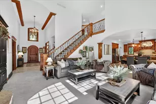 2813 River Forest Hills Dr, Pulaski, WI 54162 - Photo 11