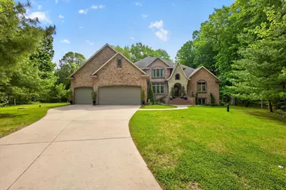 2813 River Forest Hills Drive, Pulaski, WI 54162 - Photo 1