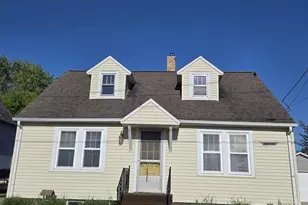 139 N 5th St, Hilbert, WI 54129 - Photo 3