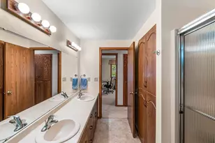 2254 Ledvina Cir, Green Bay, WI 54313 - Photo 23