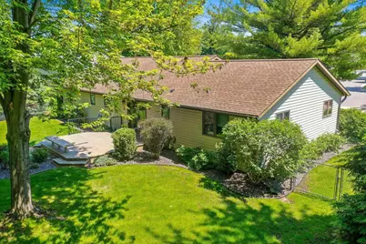 2254 Ledvina Circle, Green Bay, WI 54313 - Photo 47