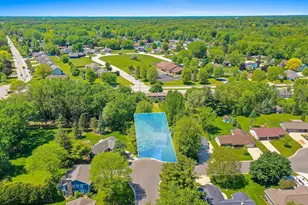 2254 Ledvina Cir, Green Bay, WI 54313 - Photo 51