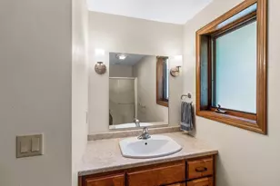 2254 Ledvina Cir, Green Bay, WI 54313 - Photo 17