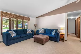 2254 Ledvina Cir, Green Bay, WI 54313 - Photo 5