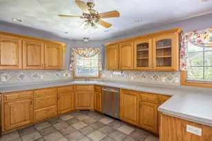 509 Kadinger Way, Little Chute, WI 54140 - Photo 25