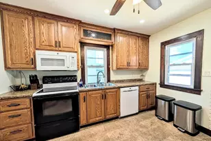 1415 N Bennett St, Appleton, WI 54914 - Photo 11
