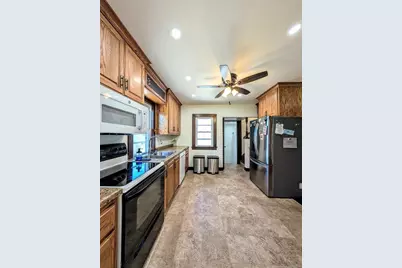 1415 N Bennett Street, Appleton, WI 54914 - Photo 9