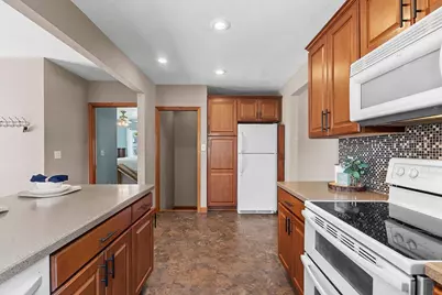 619 Taylor Street, Little Chute, WI 54140 - Photo 25