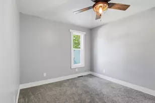 1013 Wyman St, New London, WI 54961 - Photo 13