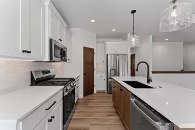 625 Kirkland Avenue, Algoma, WI 54201 - Photo 9