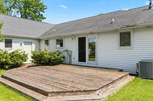 2445 Heather Rd, Green Bay, WI 54311 - Photo 39