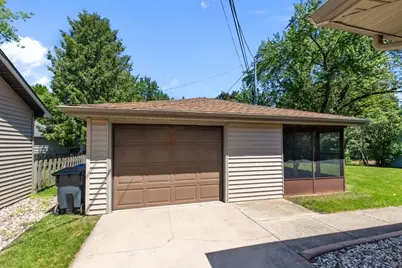 508 Winnebago Heights, Neenah, WI 54956 - Photo 3