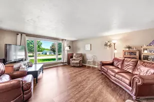 3093 Glendale Ave, Green Bay, WI 54313 - Photo 3