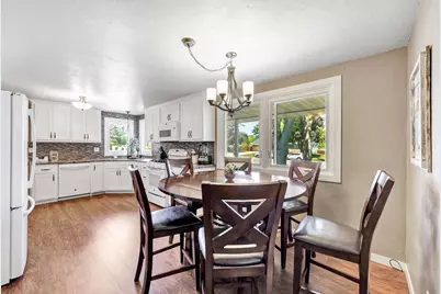 3093 Glendale Avenue, Green Bay, WI 54313 - Photo 5