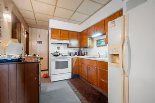800 4th St, Algoma, WI 54201 - Photo 15