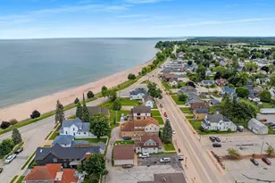 800 4th St, Algoma, WI 54201 - Photo 39
