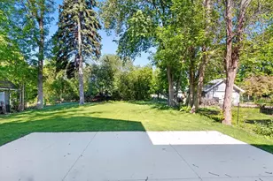 216 4th St, Neenah, WI 54956 - Photo 31