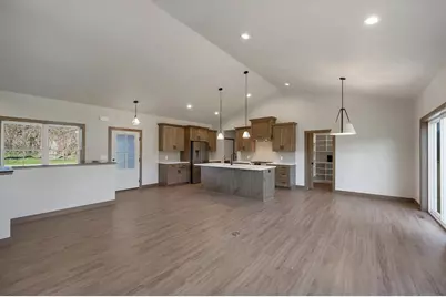 2875 Stelor Drive, Green Bay, WI 54311 - Photo 7