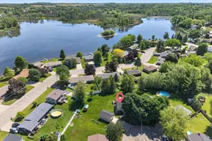 254 Lakeview Ct, Hortonville, WI 54944 - Photo 17
