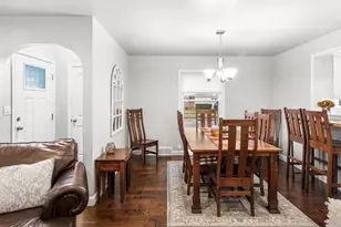 1003 Evans St, Oshkosh, WI 54901 - Photo 7