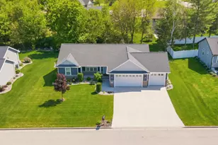 107 Brookwood Dr, Hortonville, WI 54944 - Photo 39