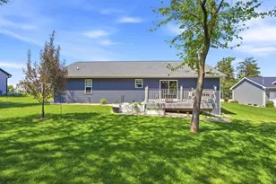 107 Brookwood Dr, Hortonville, WI 54944 - Photo 35