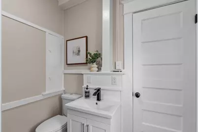 523 W Bent Avenue, Oshkosh, WI 54901 - Photo 13
