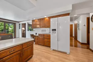 230 Arbor Ln, Green Bay, WI 54301 - Photo 13