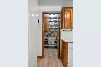 230 Arbor Lane, Green Bay, WI 54301 - Photo 11