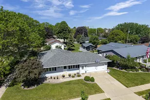 2909 S Summerset Dr, Appleton, WI 54915 - Photo 31