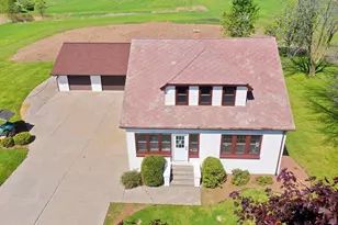 2110 N 8th St, Manitowoc, WI 54220 - Photo 11
