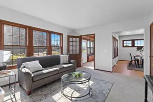 2110 N 8th St, Manitowoc, WI 54220 - Photo 25