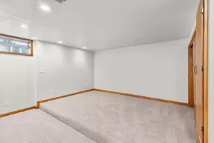 2110 N 8th St, Manitowoc, WI 54220 - Photo 51