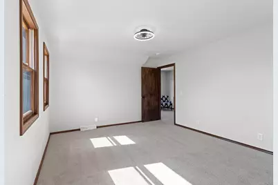 2110 N 8th Street, Manitowoc, WI 54220 - Photo 41