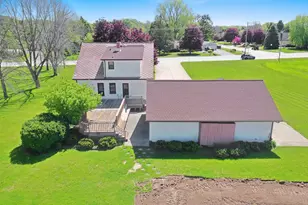 2110 N 8th St, Manitowoc, WI 54220 - Photo 15