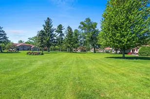 945 Brighton Dr, Menasha, WI 54952 - Photo 7
