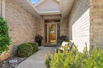 945 Brighton Drive, Menasha, WI 54952 - Photo 15