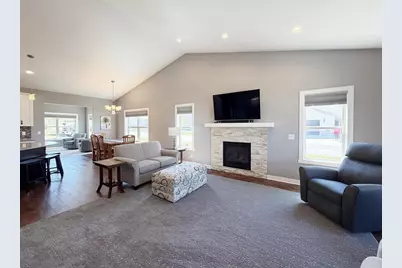 1362 Candlelight Lane, Fond du Lac, WI 54935 - Photo 13