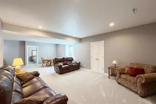 1362 Candlelight Ln, Fond du Lac, WI 54935 - Photo 43