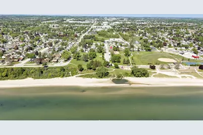 1954 S 9th Street, Manitowoc, WI 54220 - Photo 35